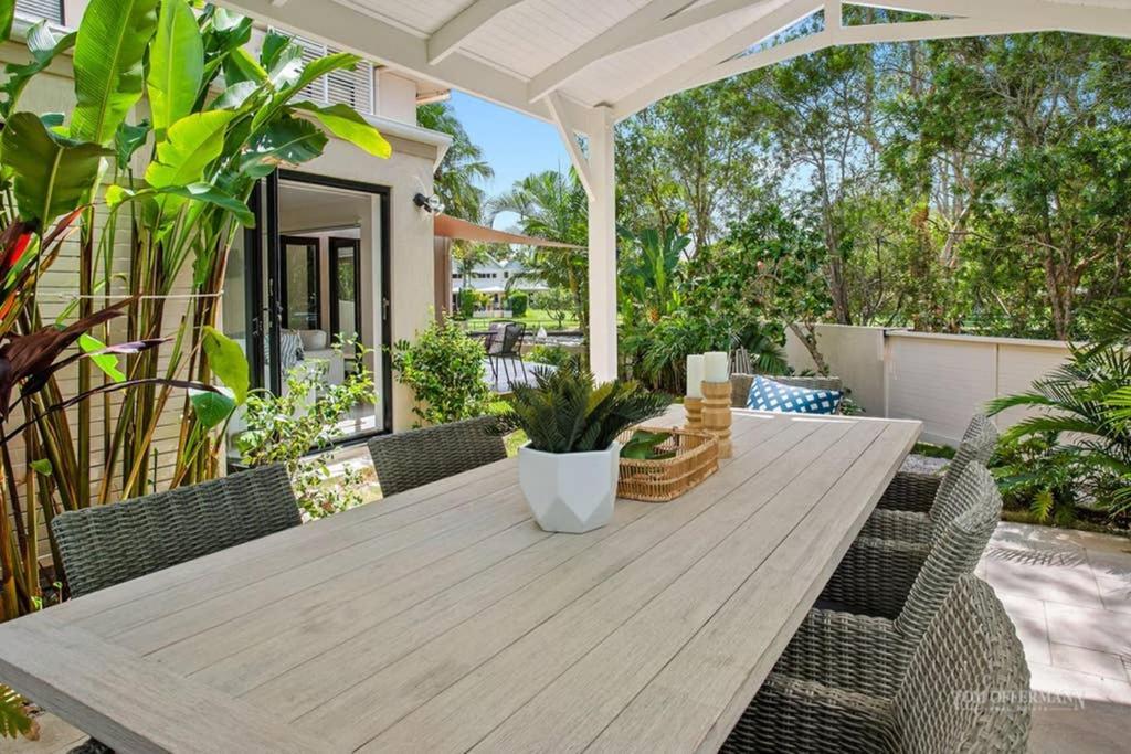 Quay Largo: Riverside Haven Noosaville Exterior photo